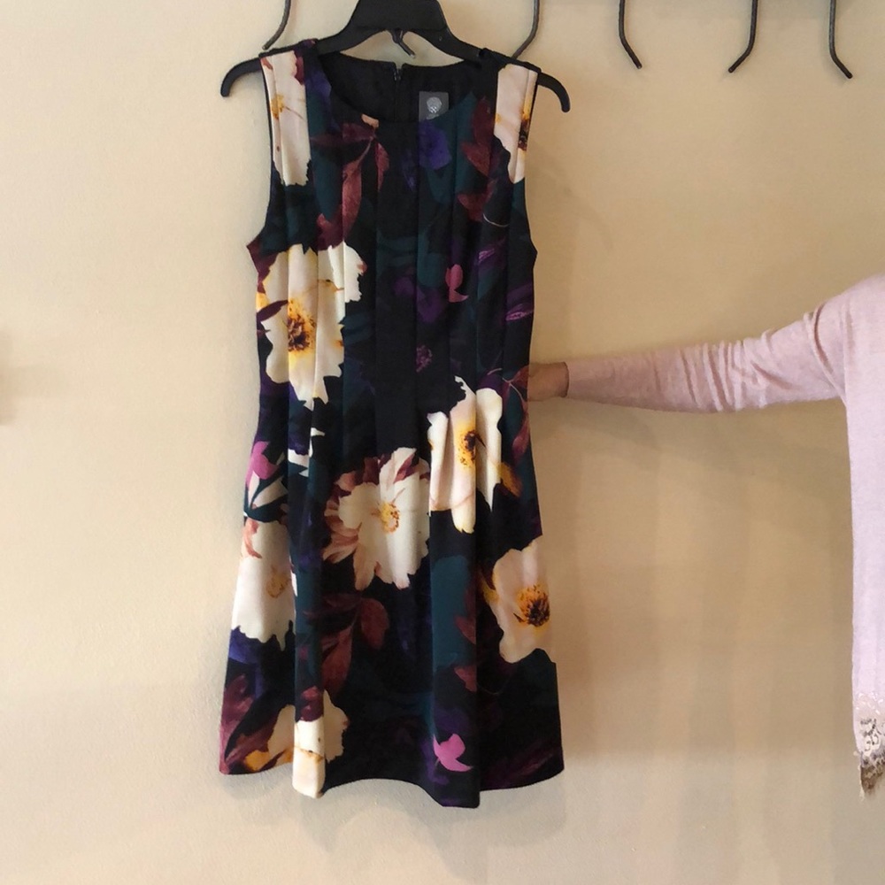 Beautiful knee length fully lined floral dress!